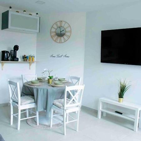 Appartement 5Min Aeroport Cdg Le Mesnil-Amelot Exteriör bild