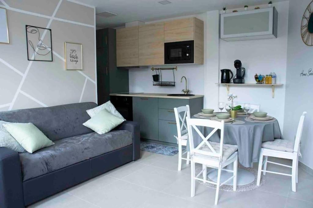 Appartement 5Min Aeroport Cdg Le Mesnil-Amelot Exteriör bild